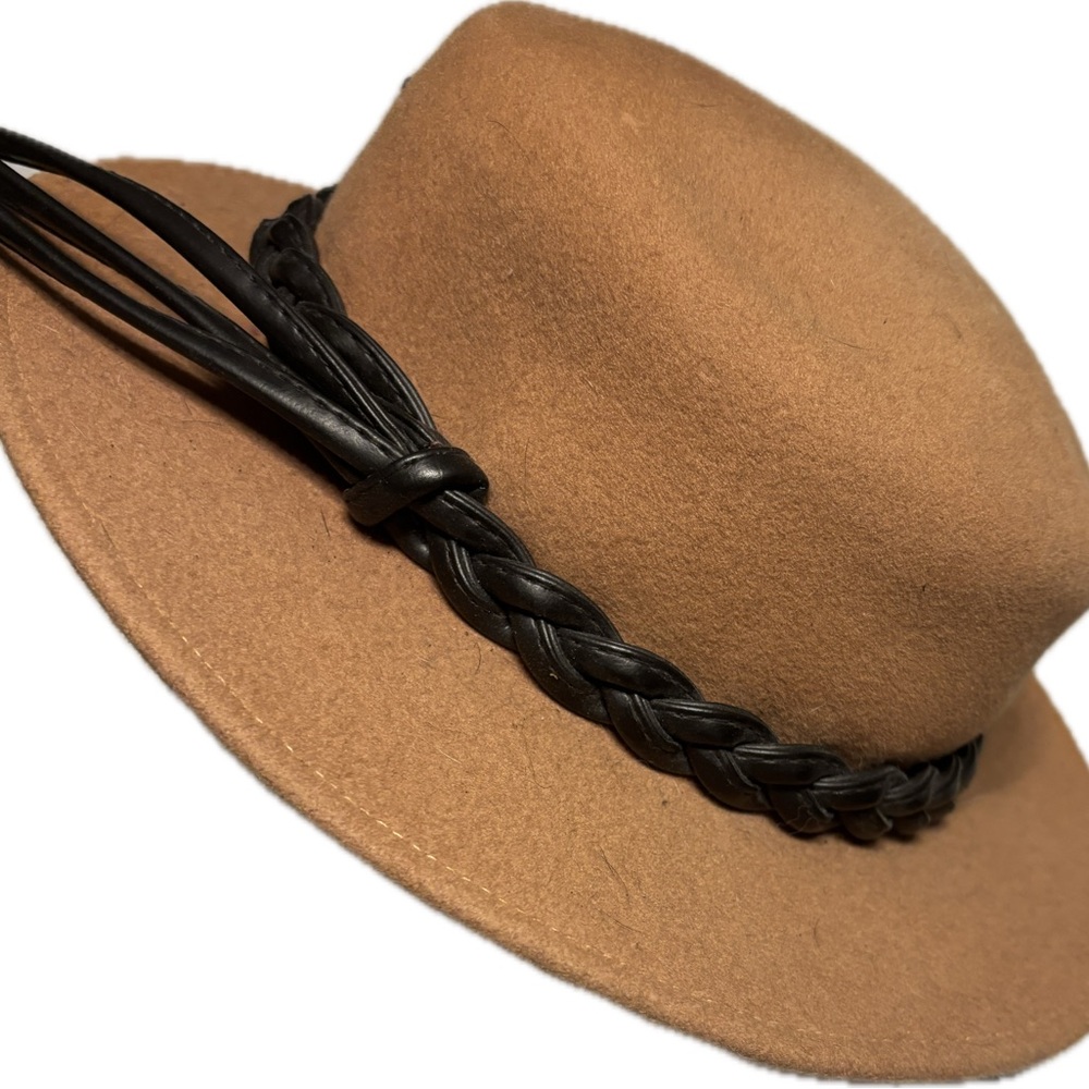 midi/wide brim hat tan and brown wool black braid